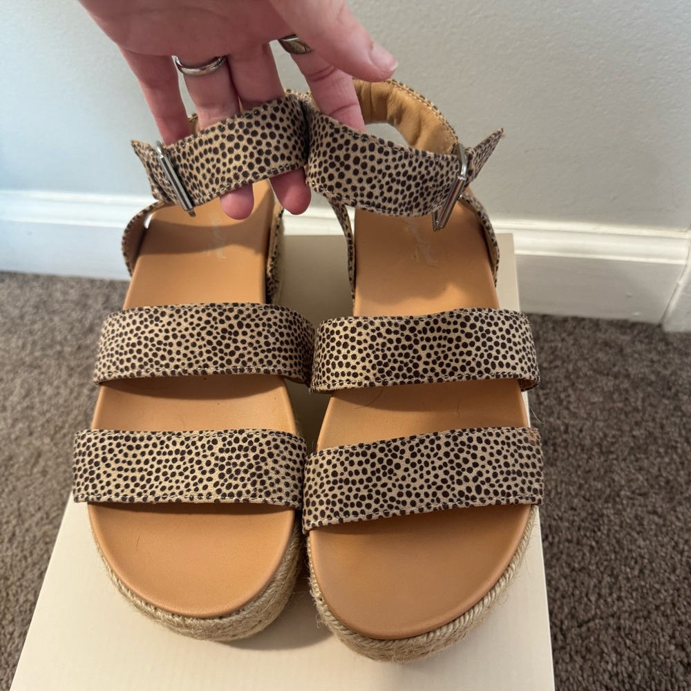 Women’s Leopard Print Sandals